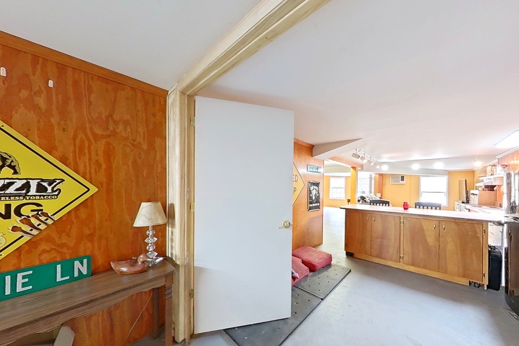 Bainbridge, Georgia, 39817, United States, 4 Bedrooms Bedrooms, ,4 BathroomsBathrooms,Residential,For Sale,1988533