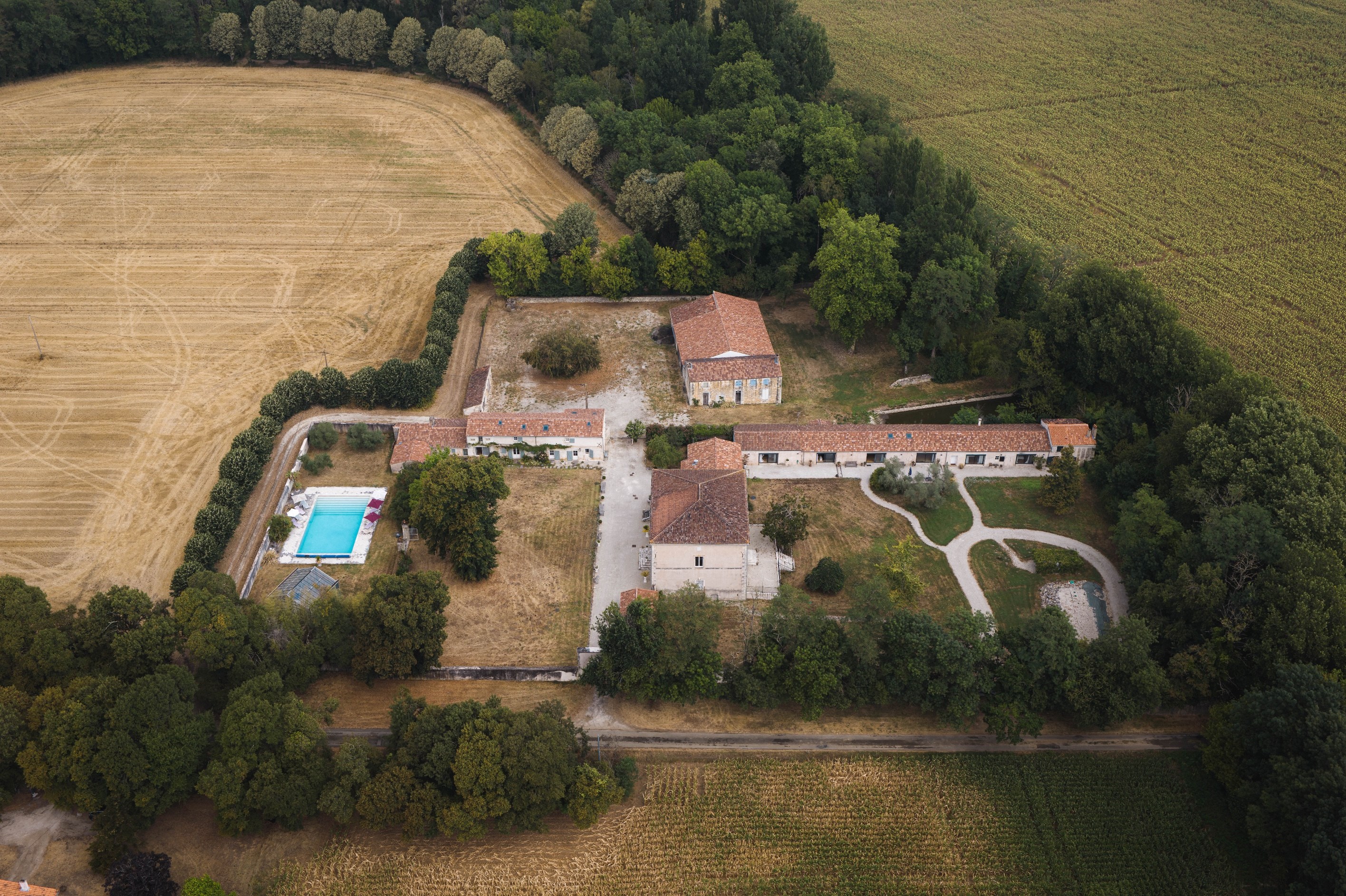  The privilege of a centuries-old estate, the elegance of a refined way of life,… - 物件實景