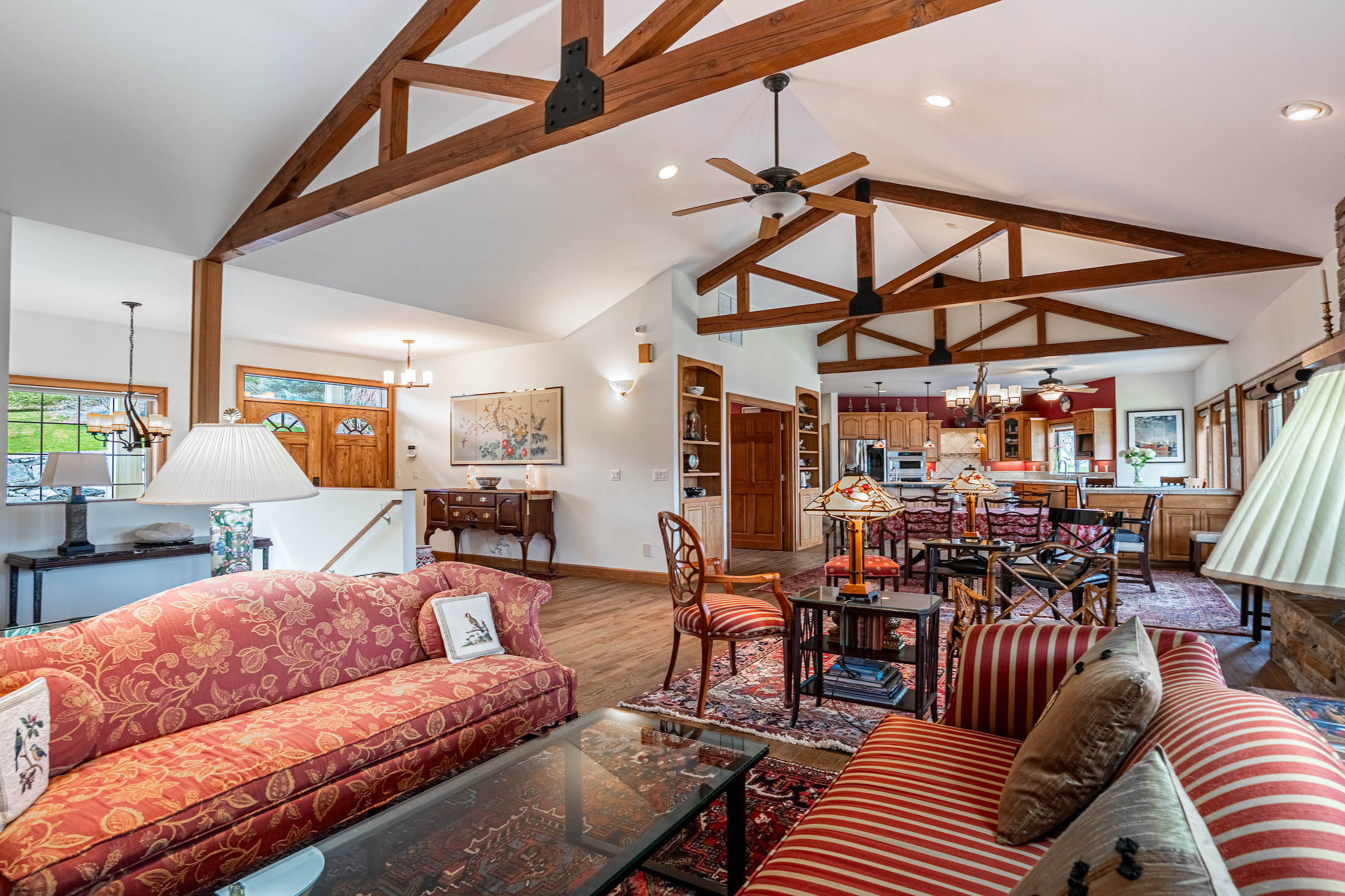  Lake Chelan View Estate with Barn & Acreage - 物件實景