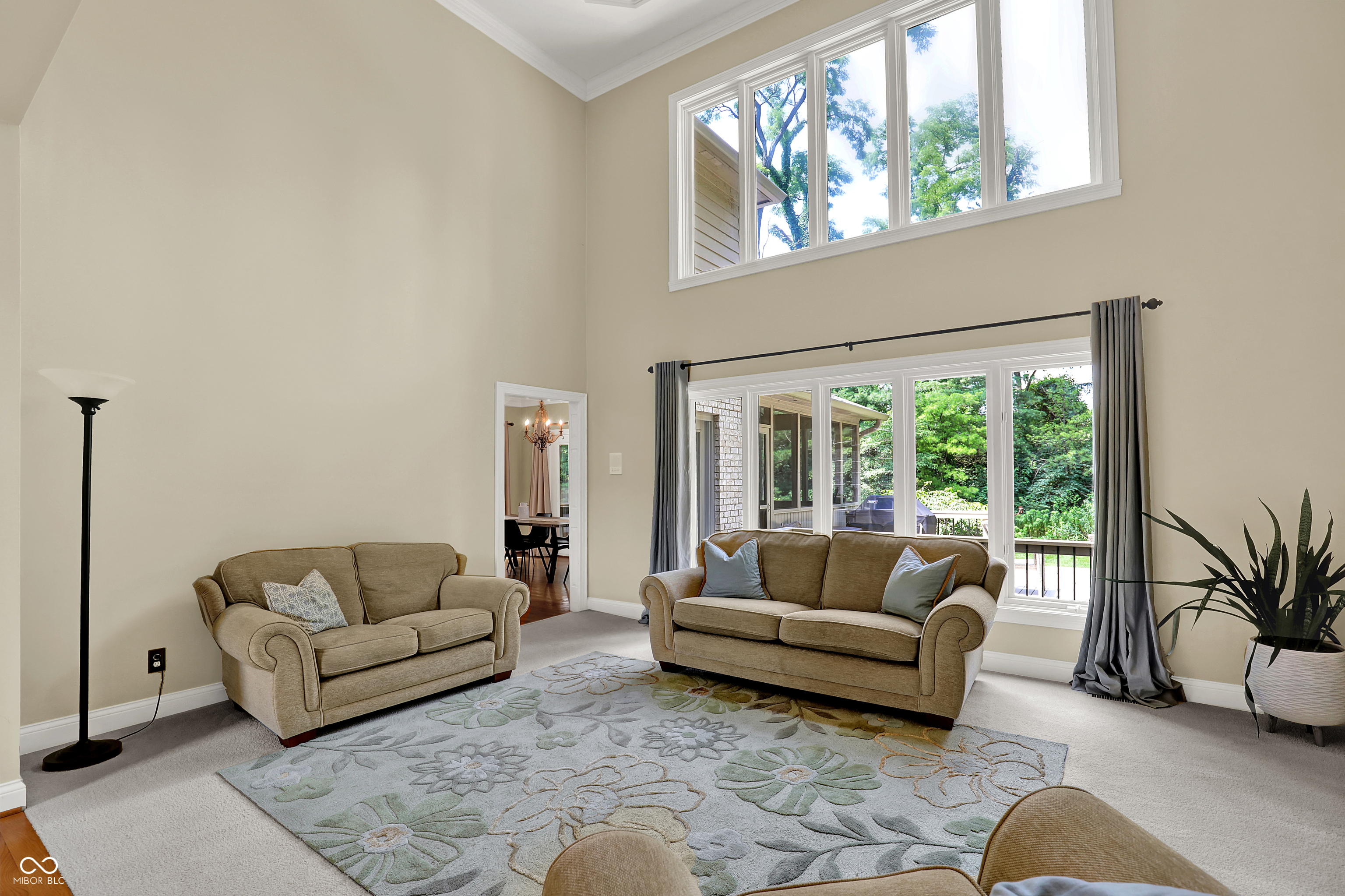 Zionsville, Indiana, 46077, United States, 5 Bedrooms Bedrooms, ,5 BathroomsBathrooms,Residential,For Sale,1978641