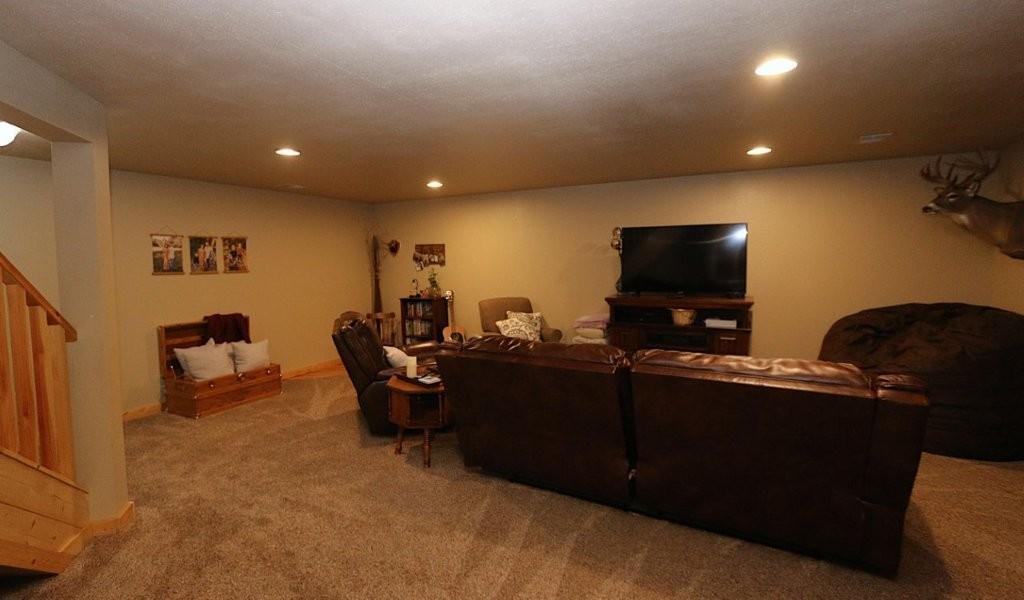 Perham, Minnesota, 56573, United States, 4 Bedrooms Bedrooms, ,2 BathroomsBathrooms,Residential,For Sale,1868914