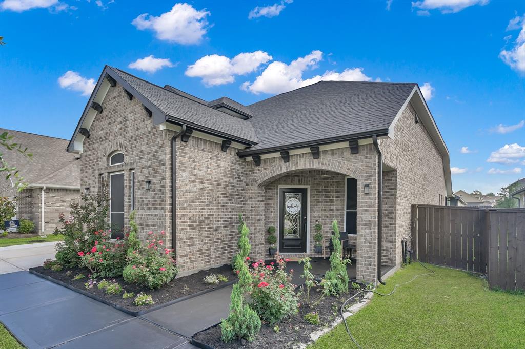 Montgomery, Texas, 77316, United States, 4 Bedrooms Bedrooms, ,4 BathroomsBathrooms,Residential,For Sale,1983339