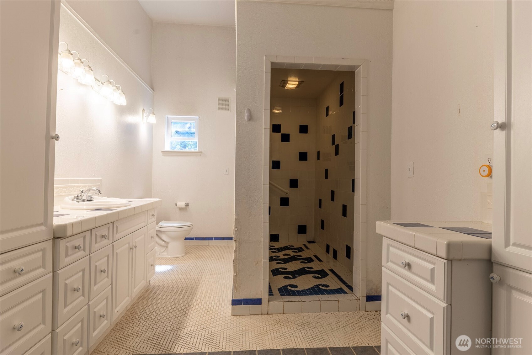 Friday Harbor, Washington, 98250, United States, 3 Bedrooms Bedrooms, ,2 BathroomsBathrooms,Residential,For Sale,1795081