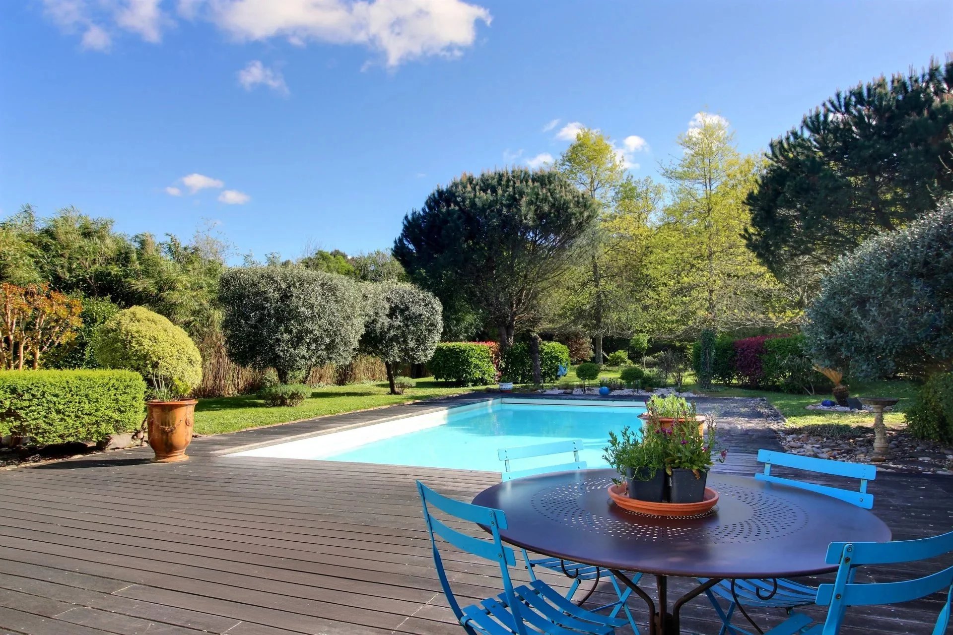 Le Barp, New Aquitaine, 33114, FR, 5 Bedrooms Bedrooms, ,7 BathroomsBathrooms,Residential,For Sale,1787405