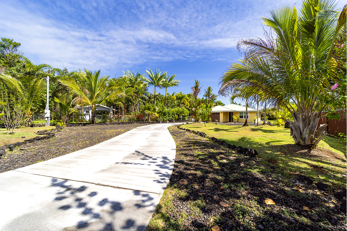 Keaau, Hawaii, 96749, United States, 2 Bedrooms Bedrooms, ,2 BathroomsBathrooms,Residential,For Sale,1957140