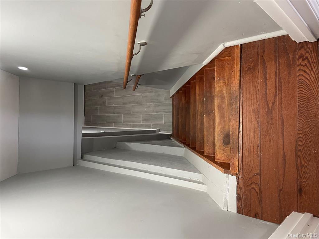 Ozone Park, New York, 11420, United States, 6 Bedrooms Bedrooms, ,3 BathroomsBathrooms,Residential,For Sale,1990391