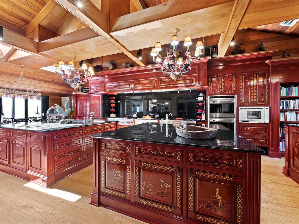 Longboat Key, Florida, 34228, United States, 8 Bedrooms Bedrooms, ,10 BathroomsBathrooms,Residential,For Sale,1997316