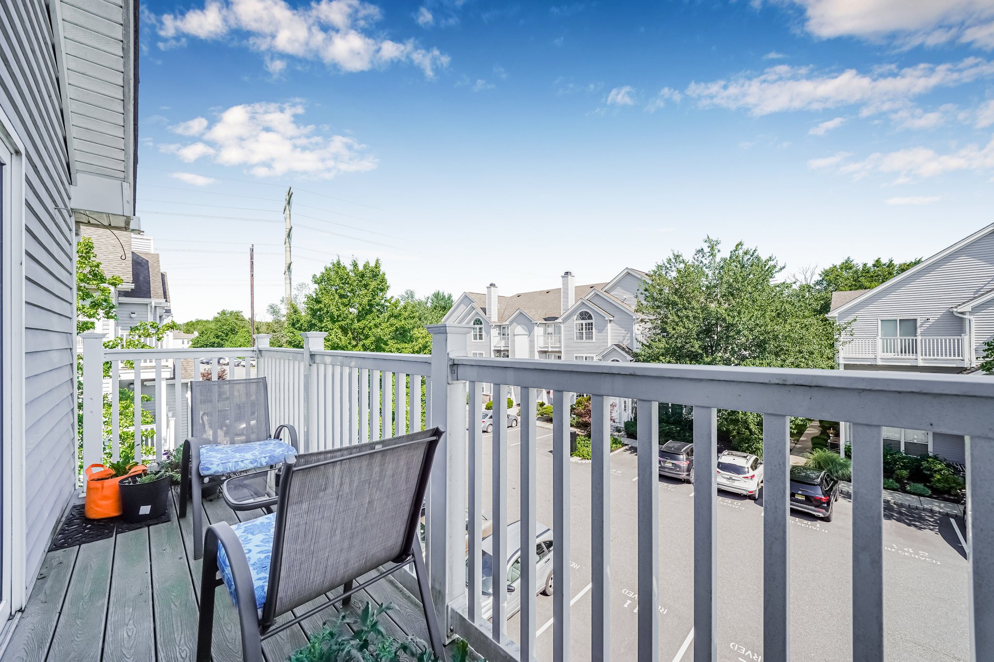 Montville, New Jersey, 07045, United States, 3 Bedrooms Bedrooms, ,2 BathroomsBathrooms,Residential,For Sale,1921284