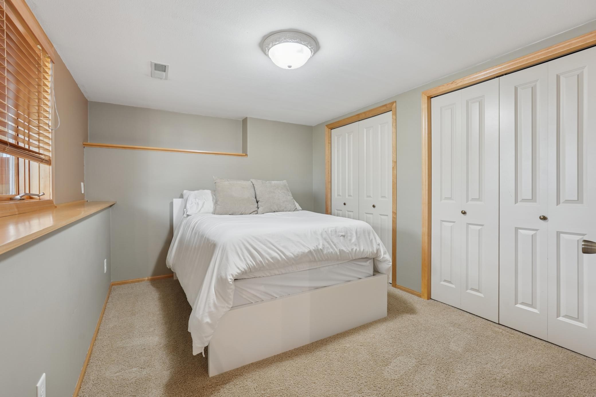 Lino Lakes, Minnesota, 55038, United States, 5 Bedrooms Bedrooms, ,3 BathroomsBathrooms,Residential,For Sale,1988169