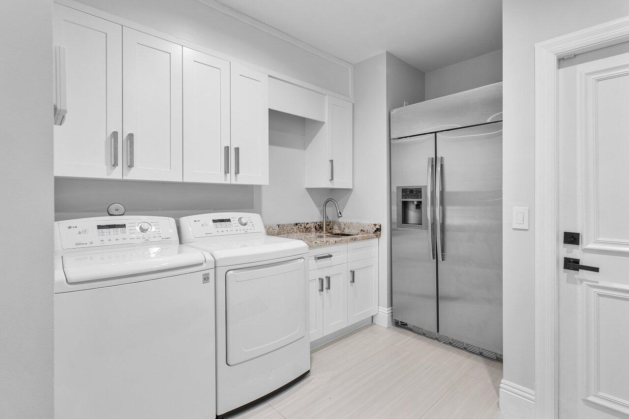17607 Bocaire Place, Boca Raton, Florida, 33487, United States, 6 Bedrooms Bedrooms, ,5 BathroomsBathrooms,Residential,For Sale,17607 Bocaire Place,1679087