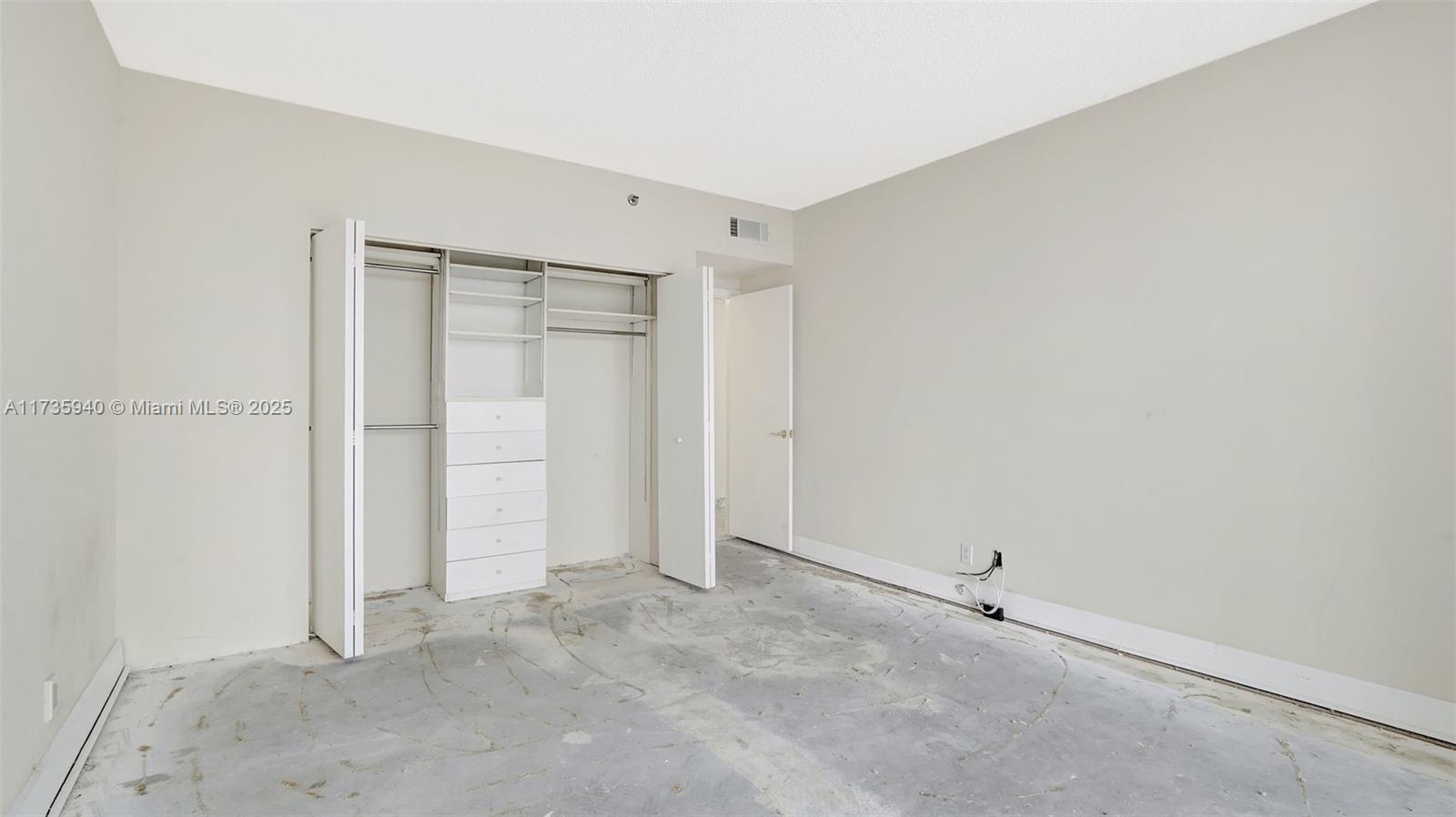 Aventura, Florida, 33180, United States, 3 Bedrooms Bedrooms, ,3 BathroomsBathrooms,Residential,For Sale,1696831