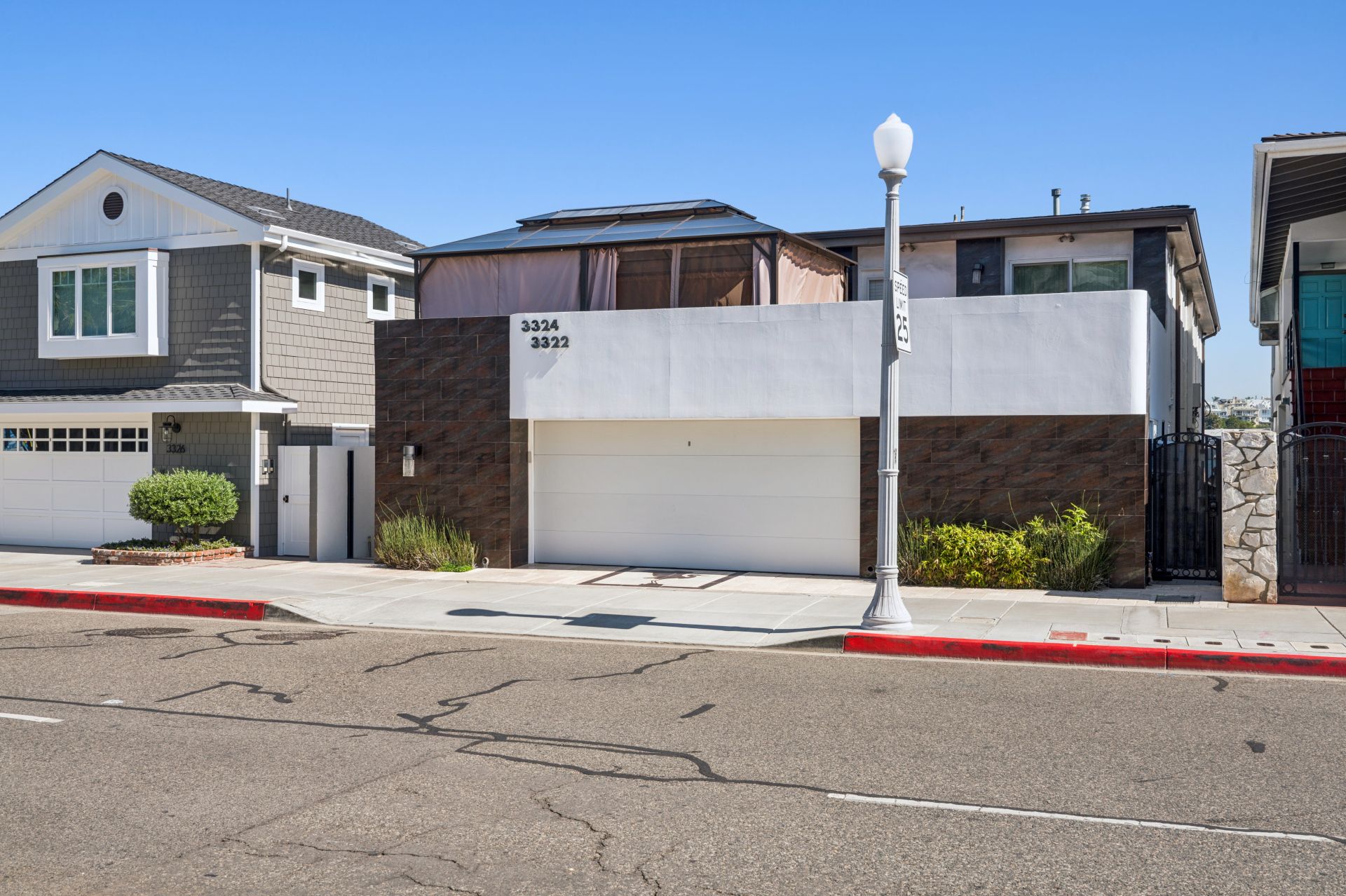  3322 and 3324 Via Lido, Newport Beach, CA 92663 - 物件實景