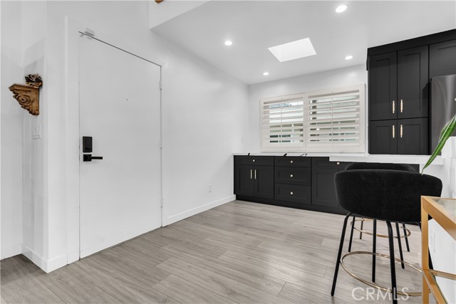 West Los Angeles, California, 90069, United States, 2 Bedrooms Bedrooms, ,2 BathroomsBathrooms,Residential,For Sale,1993889