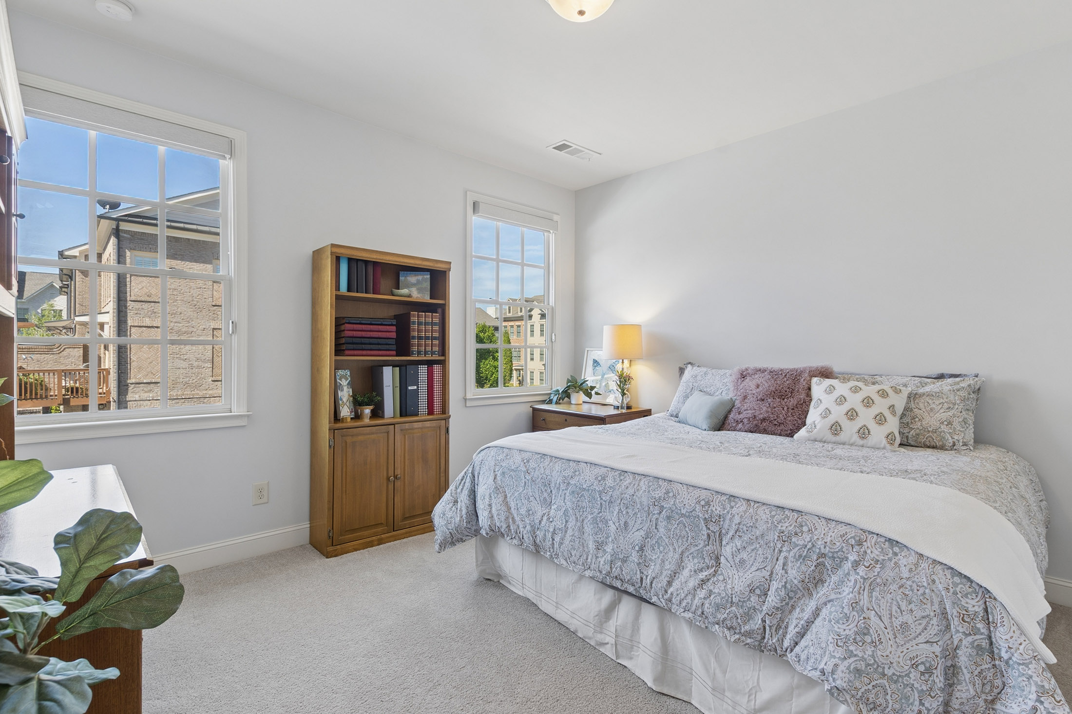  Charming Cape Cod Cottage Style Townhome - 物件實景