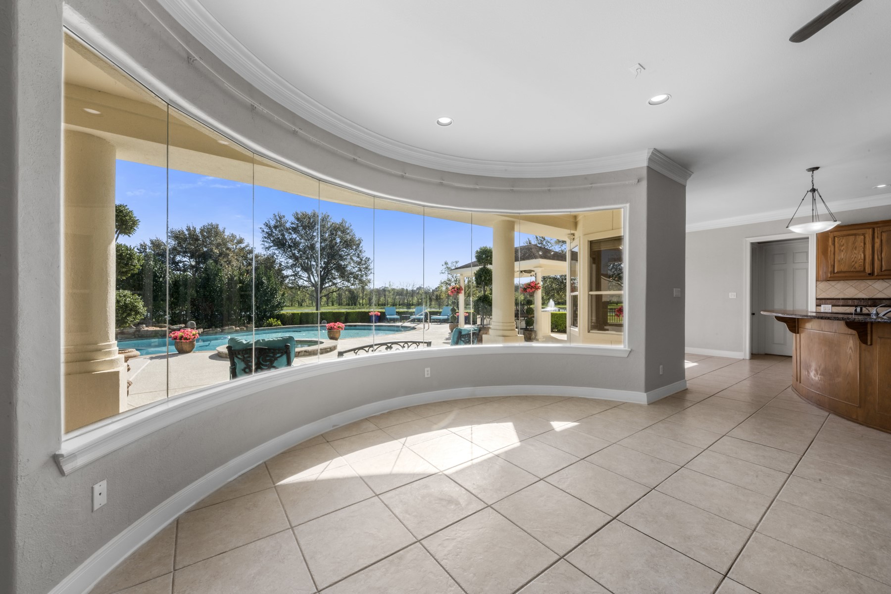  3622 River Forest Drive - 物件實景