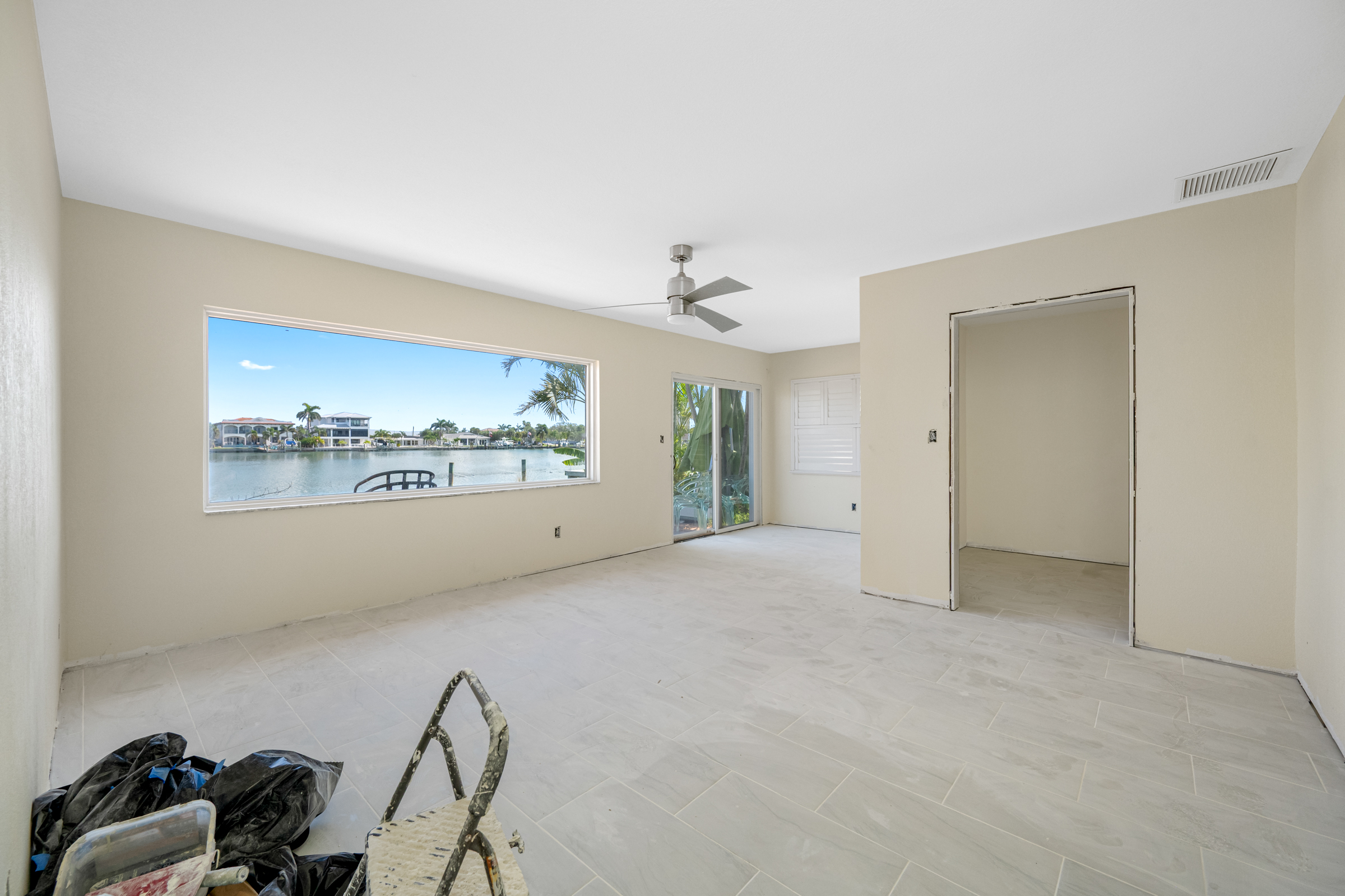 Treasure Island, Florida, 33706, United States, 3 Bedrooms Bedrooms, ,2 BathroomsBathrooms,Residential,For Sale,1904324