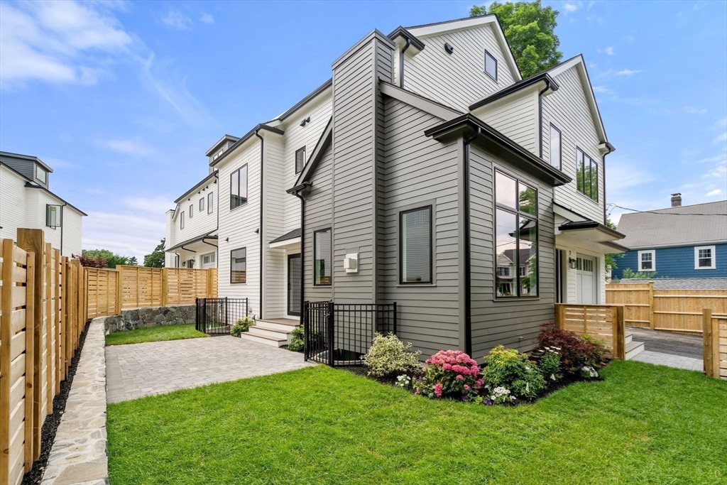 Newton, Massachusetts, 02466, United States, 5 Bedrooms Bedrooms, ,5 BathroomsBathrooms,Residential,For Sale,1857803