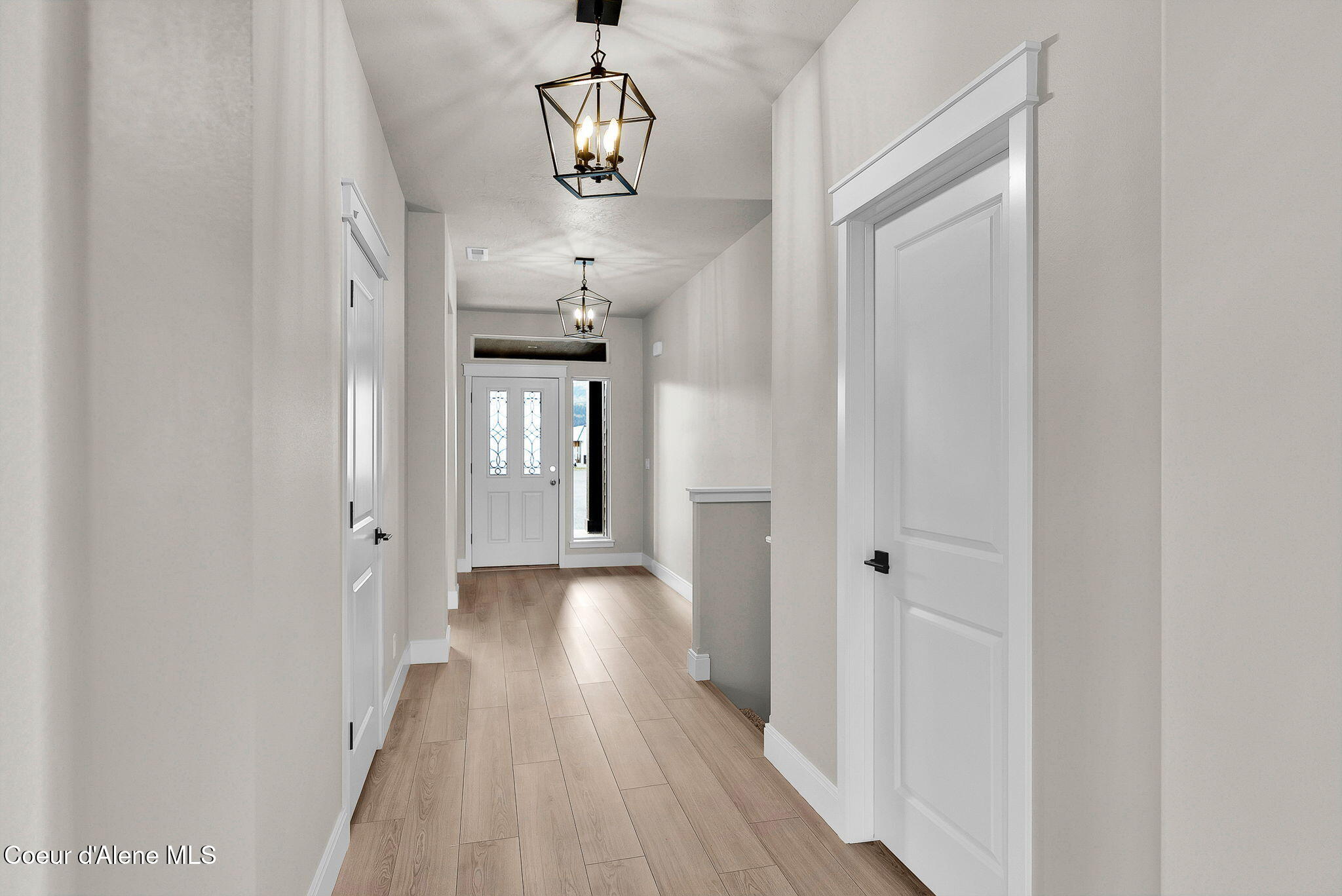 Rathdrum, Idaho, 83858, United States, 5 Bedrooms Bedrooms, ,1 BathroomBathrooms,Residential,For Sale,1989030