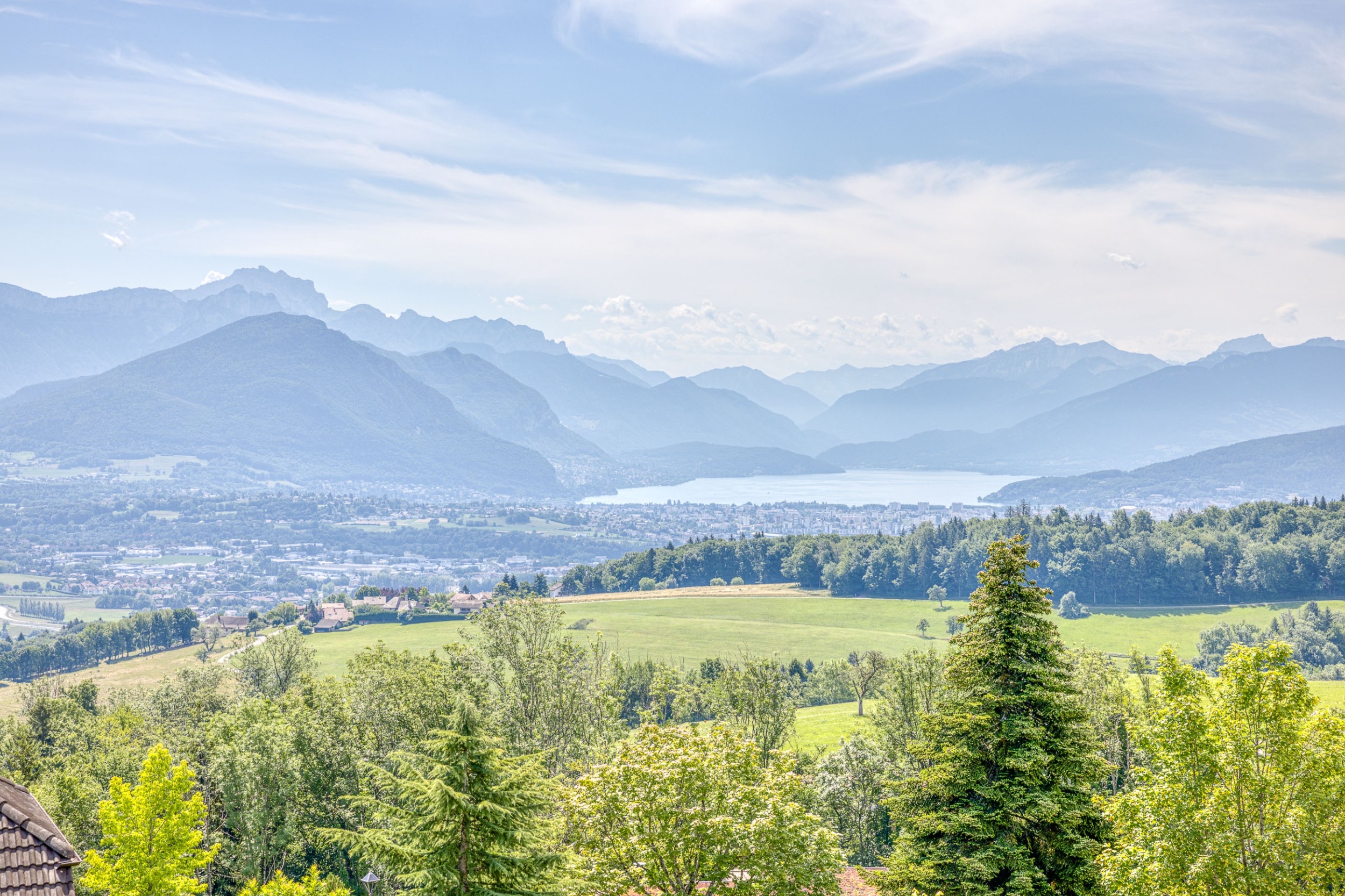  Exceptional House for Sale in Pringy, Near Annecy and Geneva - 物件實景