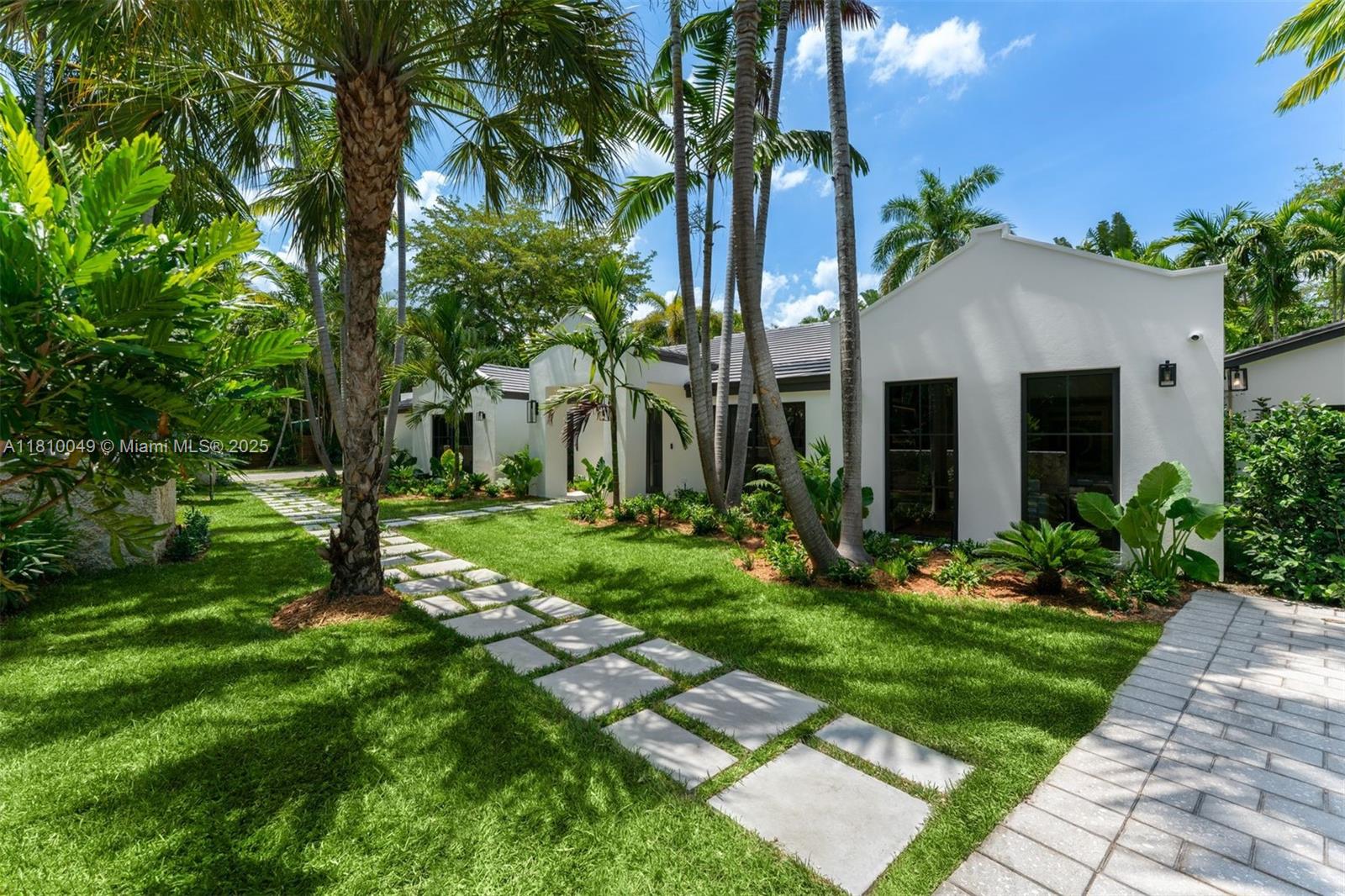 Miami, Florida, 33133, United States, 6 Bedrooms Bedrooms, ,8 BathroomsBathrooms,Residential,For Sale,1829232