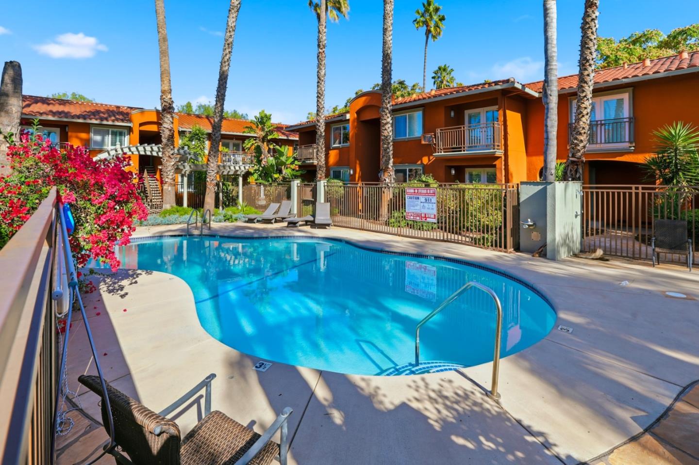 Santa Clara, California, 95050, United States, 2 Bedrooms Bedrooms, ,3 BathroomsBathrooms,Residential,For Sale,1989026