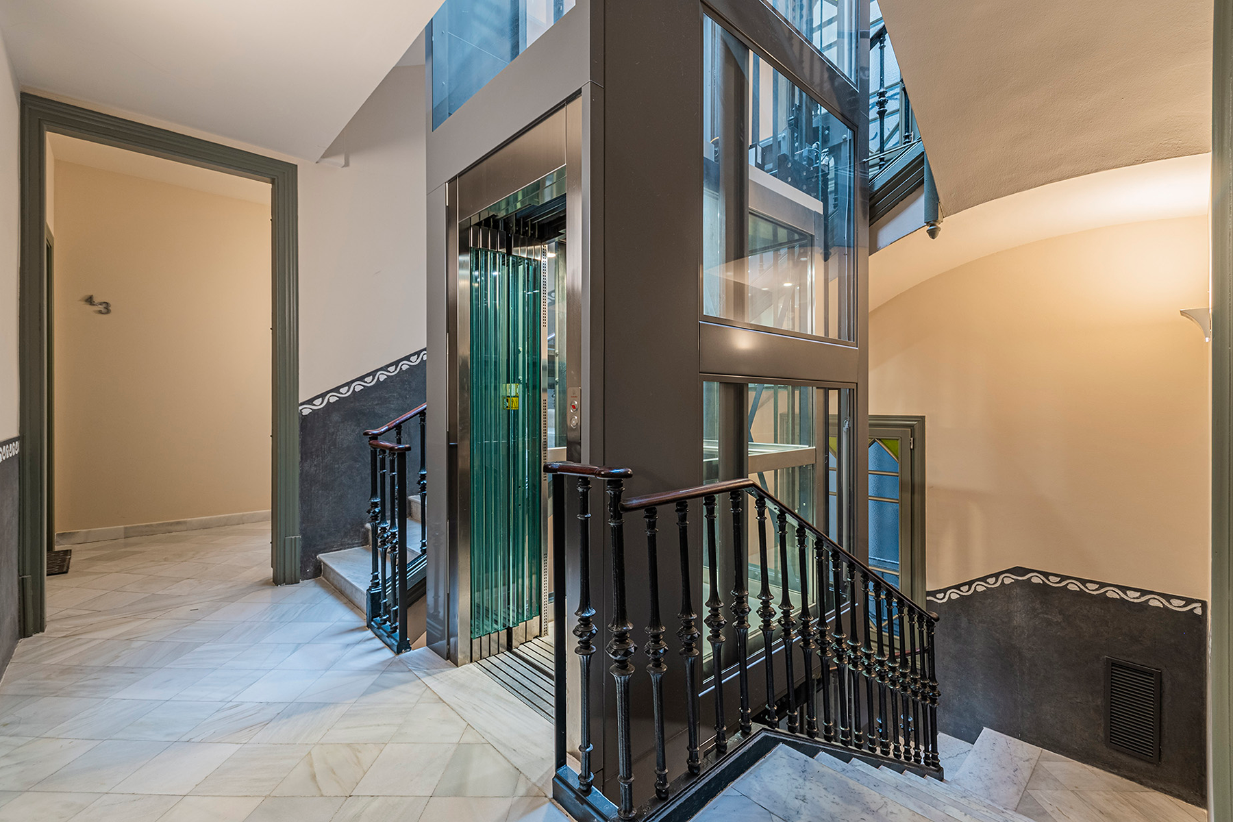  Beautiful apartment with common areas in historic building - 物件實景