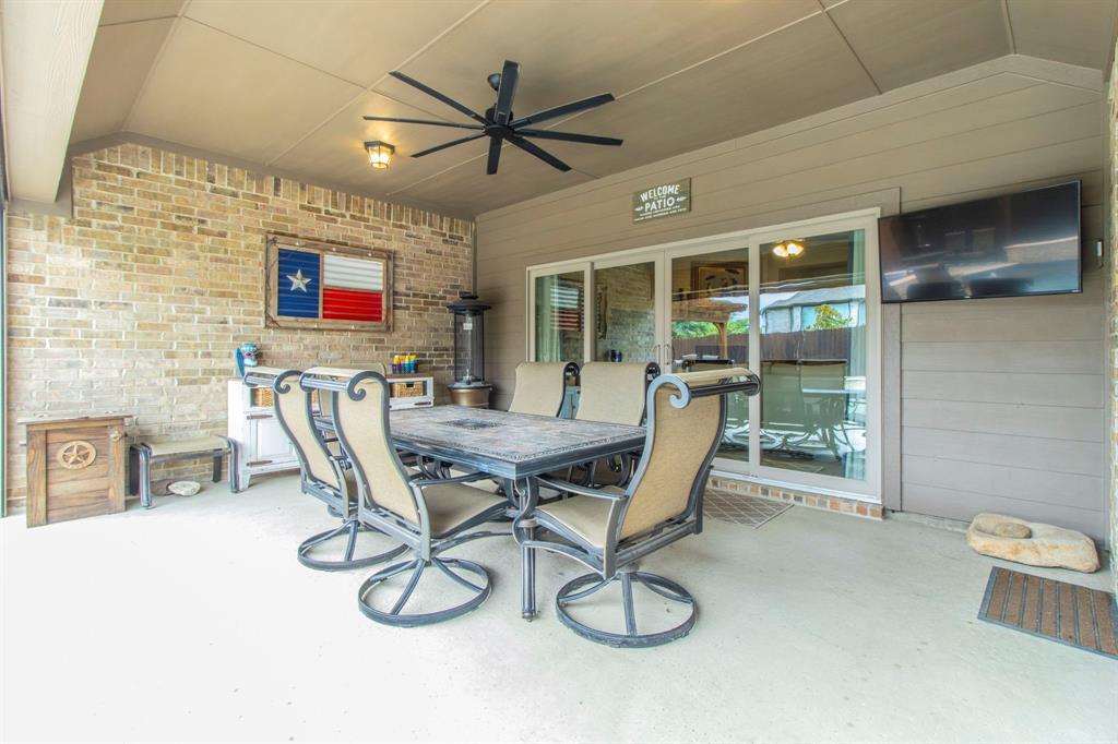 Waxahachie, Texas, 75165, United States, 4 Bedrooms Bedrooms, ,3 BathroomsBathrooms,Residential,For Sale,1920733