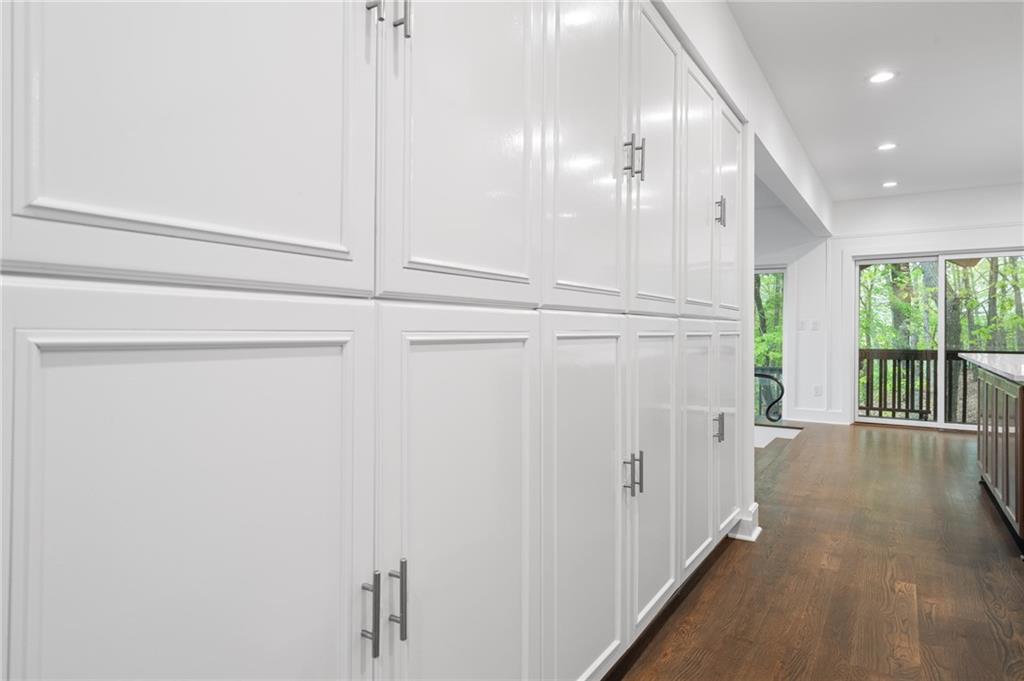Jasper, Georgia, 30143, United States, 5 Bedrooms Bedrooms, ,4 BathroomsBathrooms,Residential,For Sale,1798318