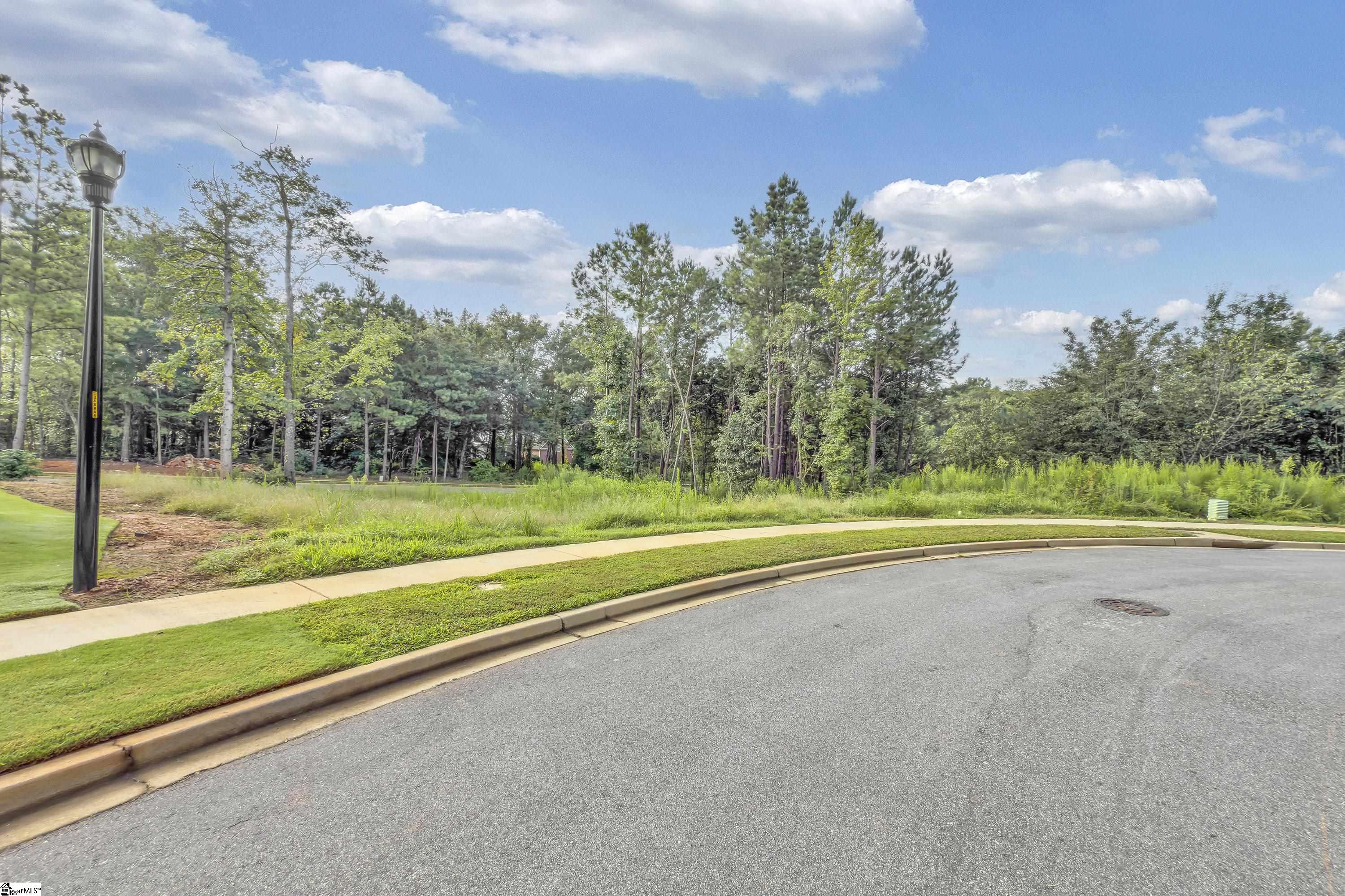 Greenville, South Carolina, 29605, United States, 4 Bedrooms Bedrooms, ,3 BathroomsBathrooms,Residential,For Sale,1939841