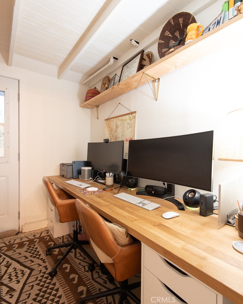 Agoura Hills, California, 91301, United States, 3 Bedrooms Bedrooms, ,1 BathroomBathrooms,Residential,For Sale,1992879