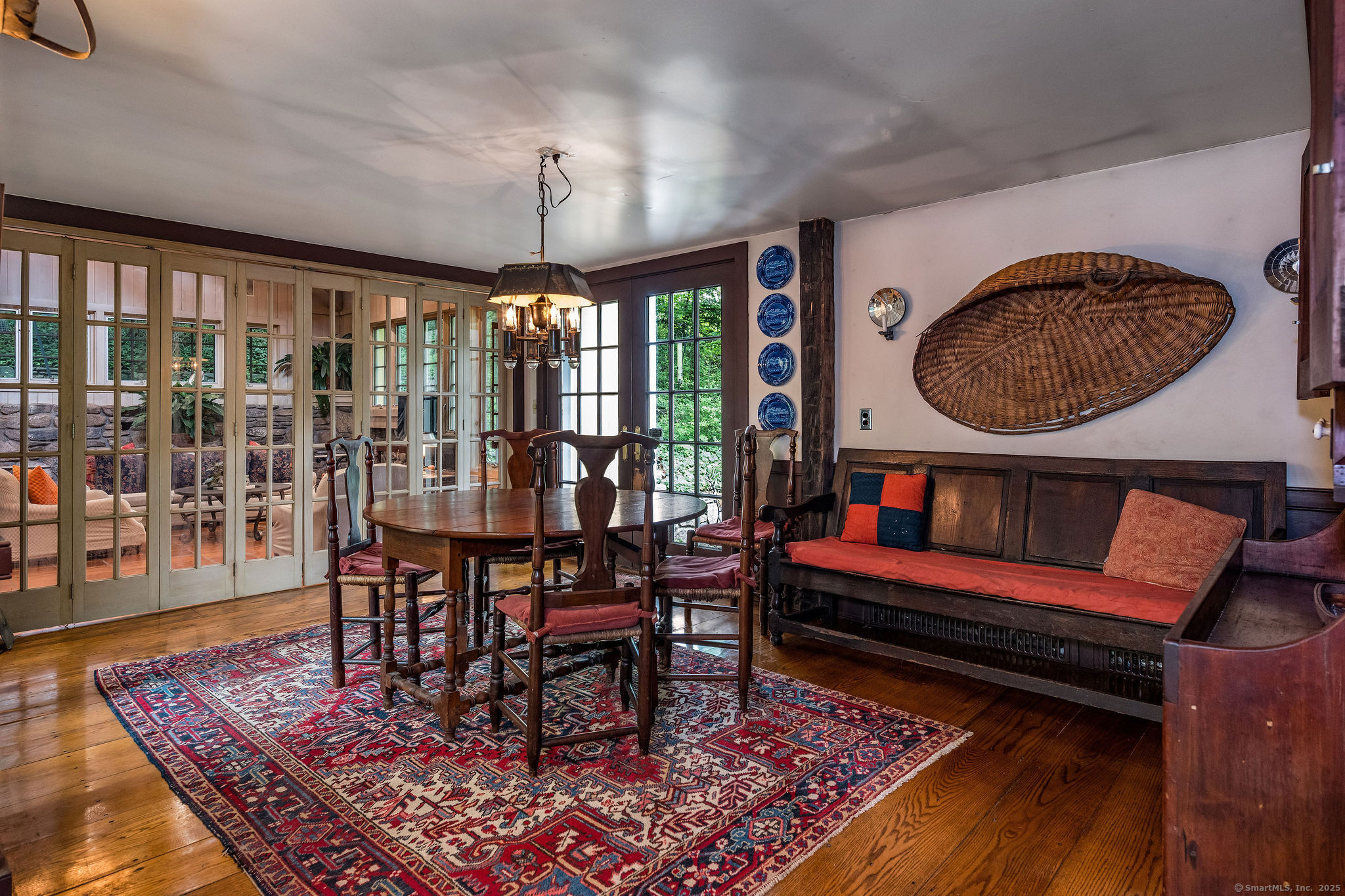 Madison, Connecticut, 06443, United States, 5 Bedrooms Bedrooms, ,4 BathroomsBathrooms,Residential,For Sale,1838358