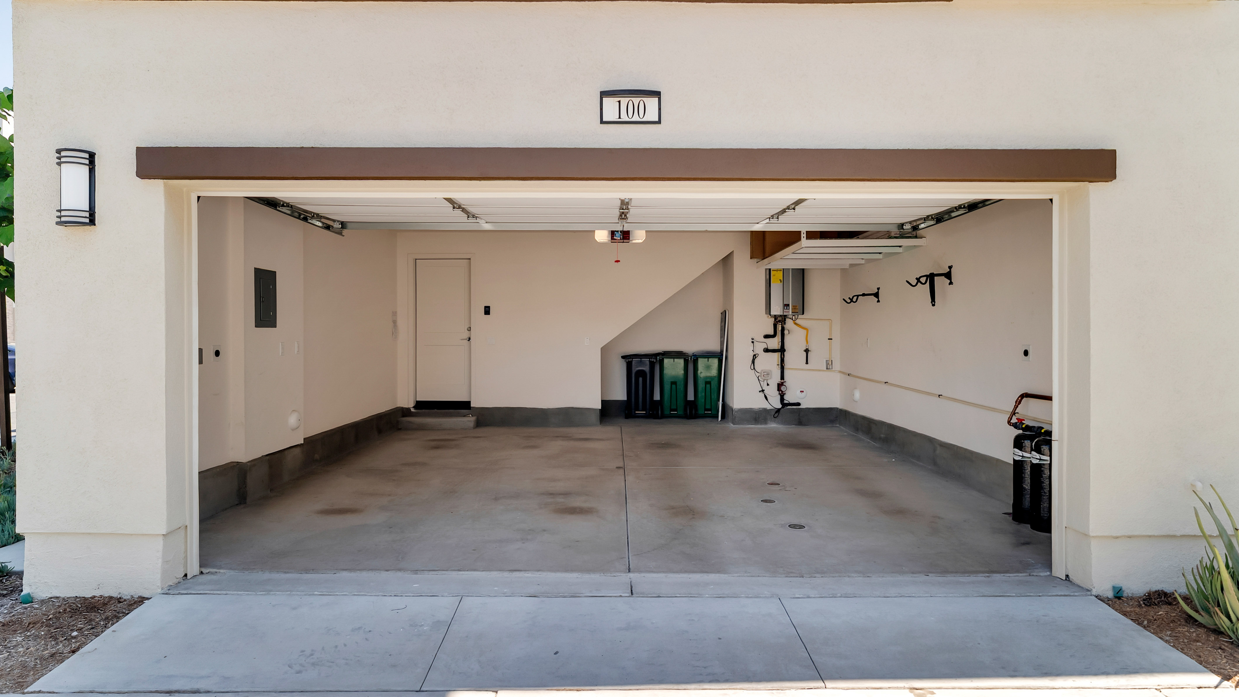  100 Tenor, Irvine, CA 92618 - 物件實景