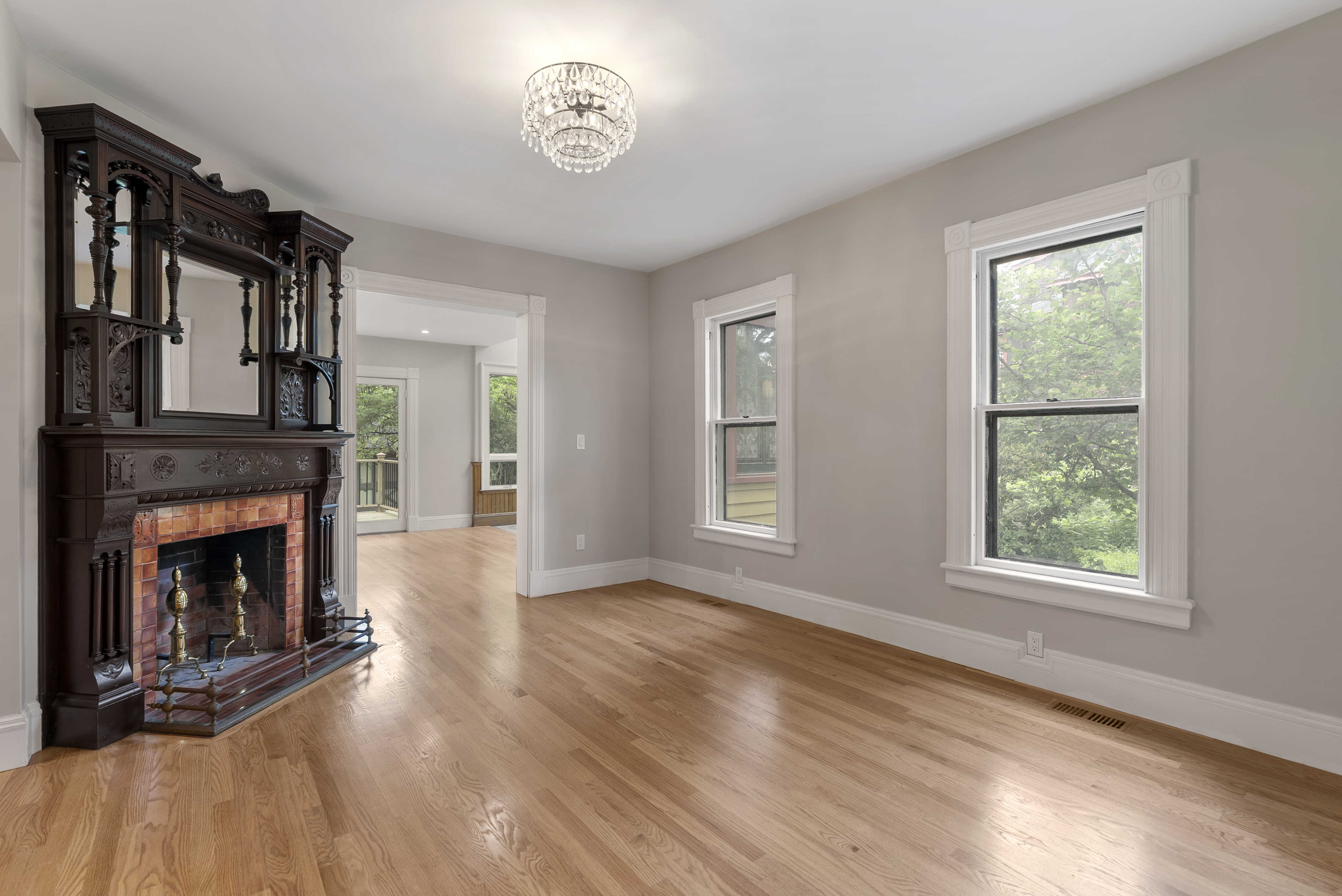  102 Huntington Street - 物件實景