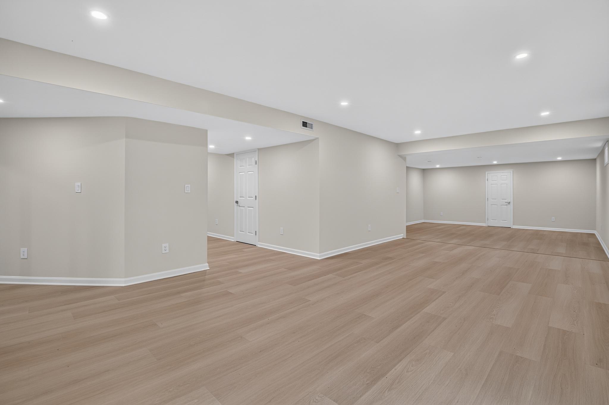  13621 Pine View Lane, Rockville, MD 20850 - 物件實景