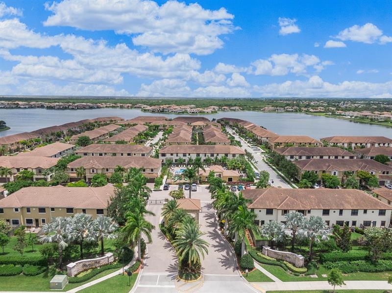 Parkland, Florida, 33076, United States, 3 Bedrooms Bedrooms, ,3 BathroomsBathrooms,Residential,For Sale,1819389