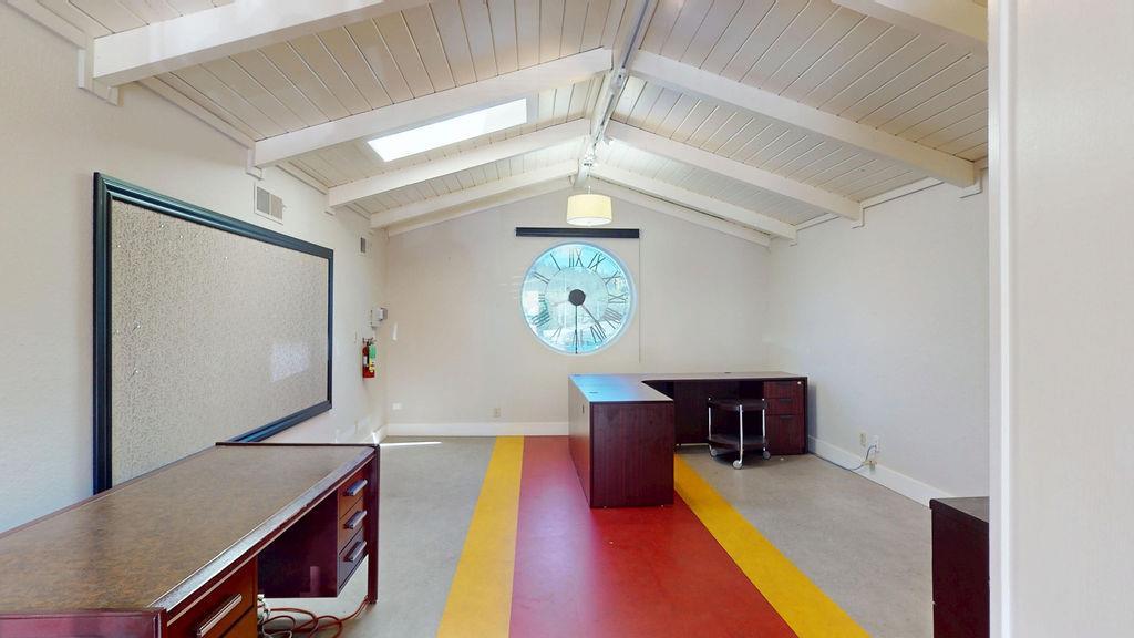 Grass Valley, California, 95945, United States, 2 Bedrooms Bedrooms, ,3 BathroomsBathrooms,Residential,For Sale,1976579