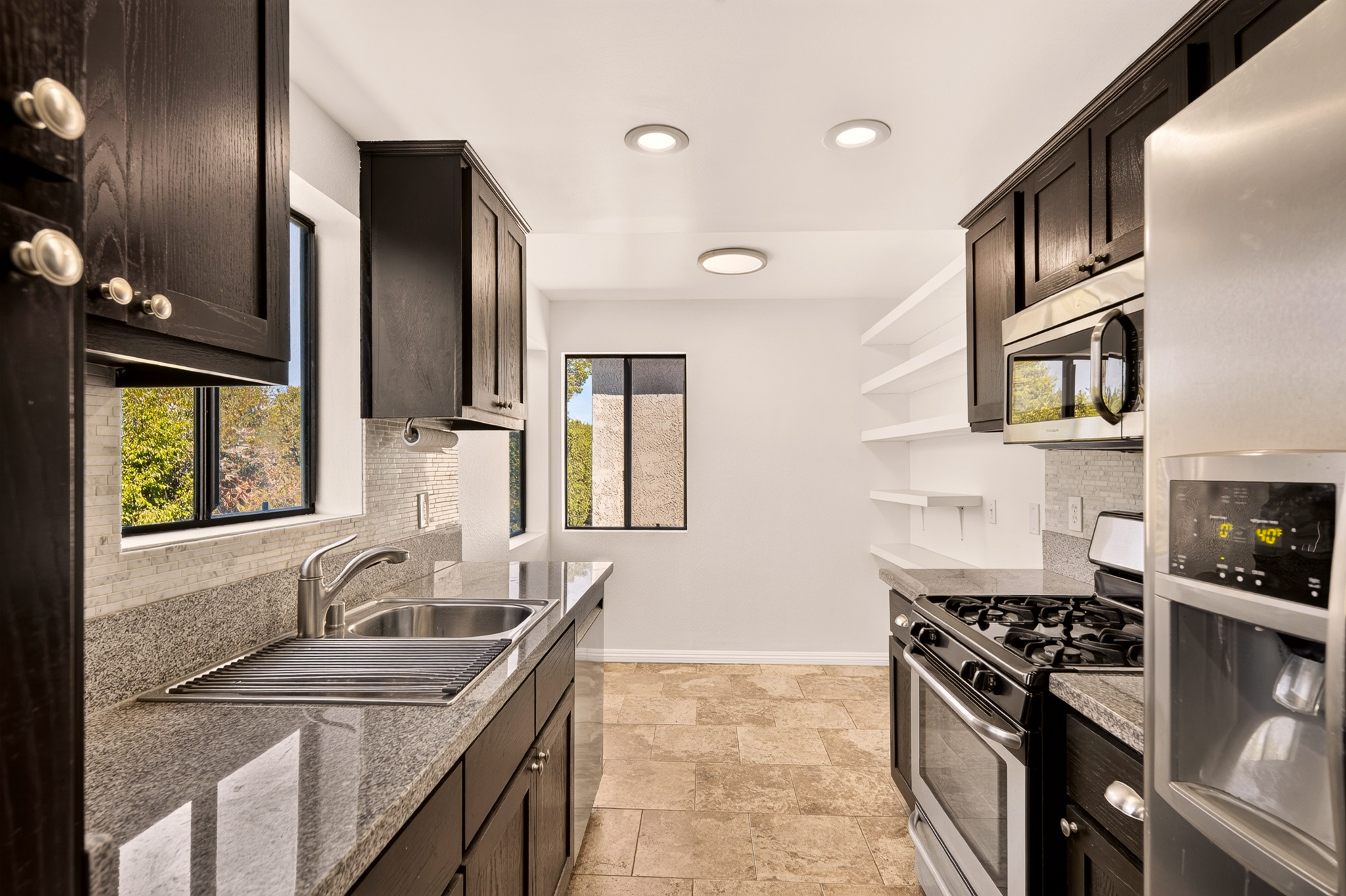  3271 Sawtelle Blvd - 物件實景