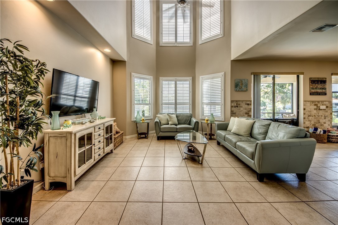 Cape Coral, Florida, 33904, United States, 6 Bedrooms Bedrooms, ,4 BathroomsBathrooms,Residential,For Sale,2006453