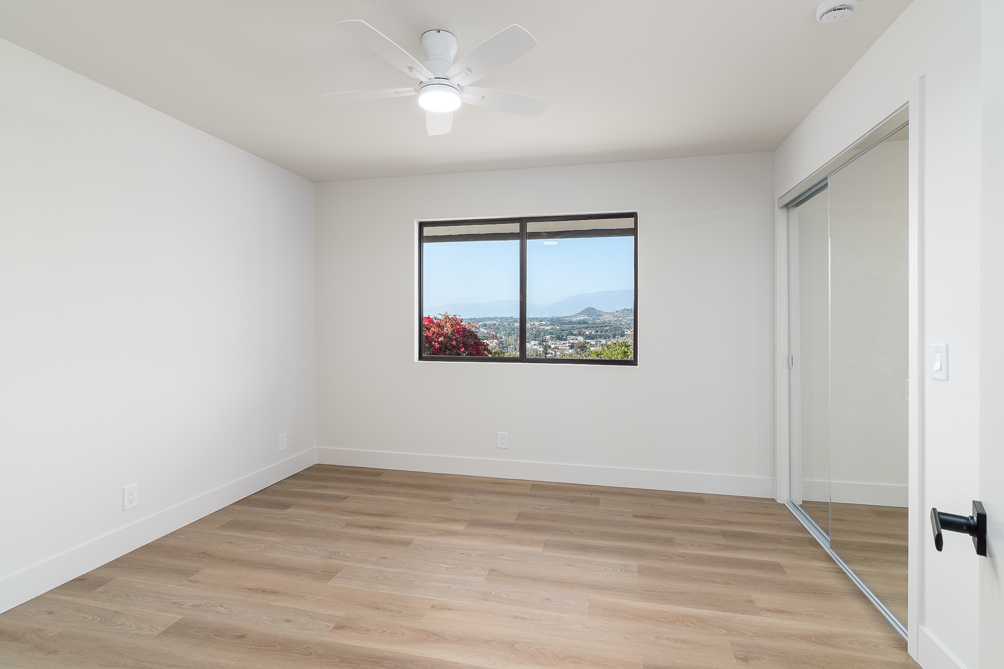  14043 Calle De Vista, Valley Center, CA 92082 - 物件實景