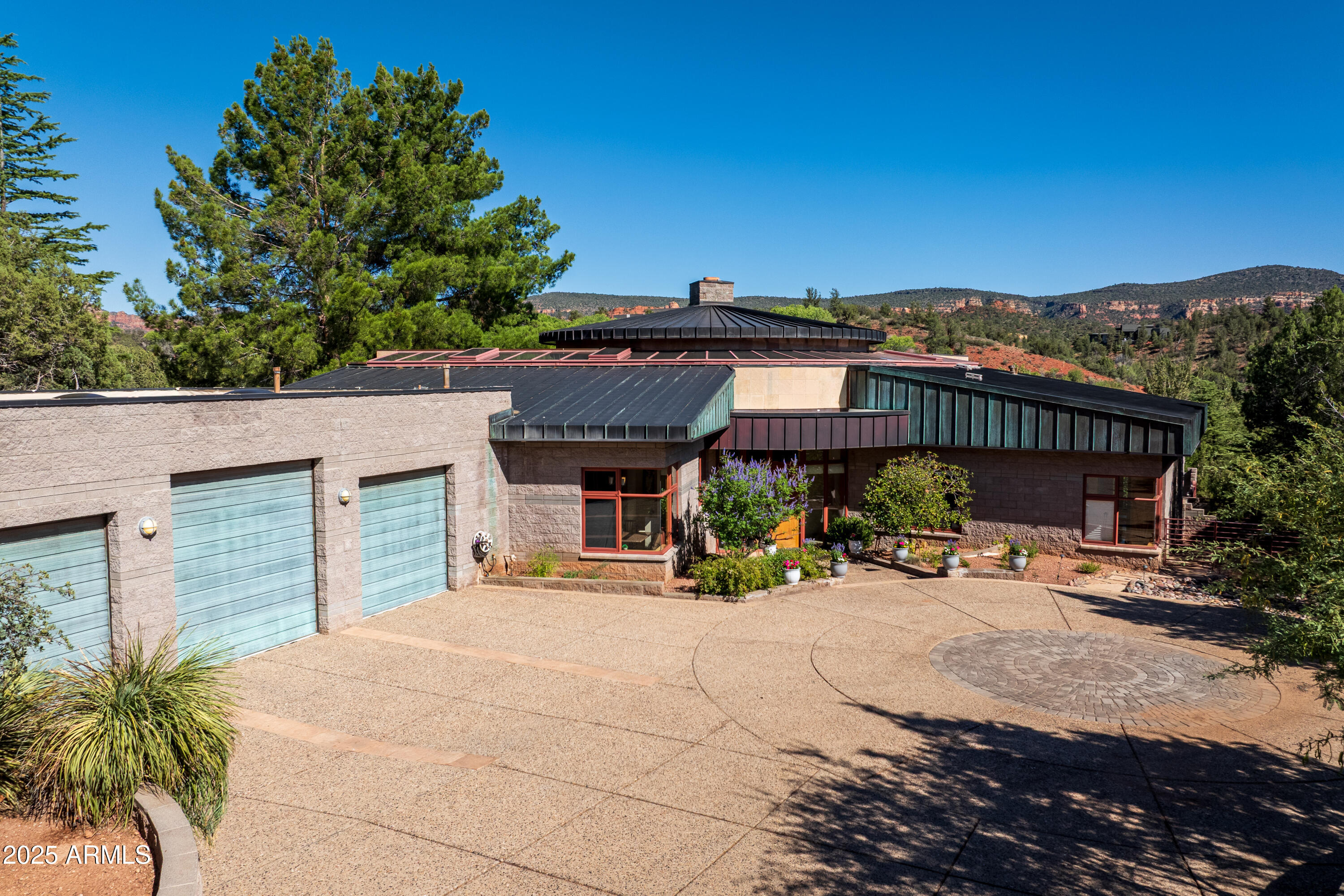 Sedona, Arizona, 86336, United States, 4 Bedrooms Bedrooms, ,3 BathroomsBathrooms,Residential,For Sale,2000988