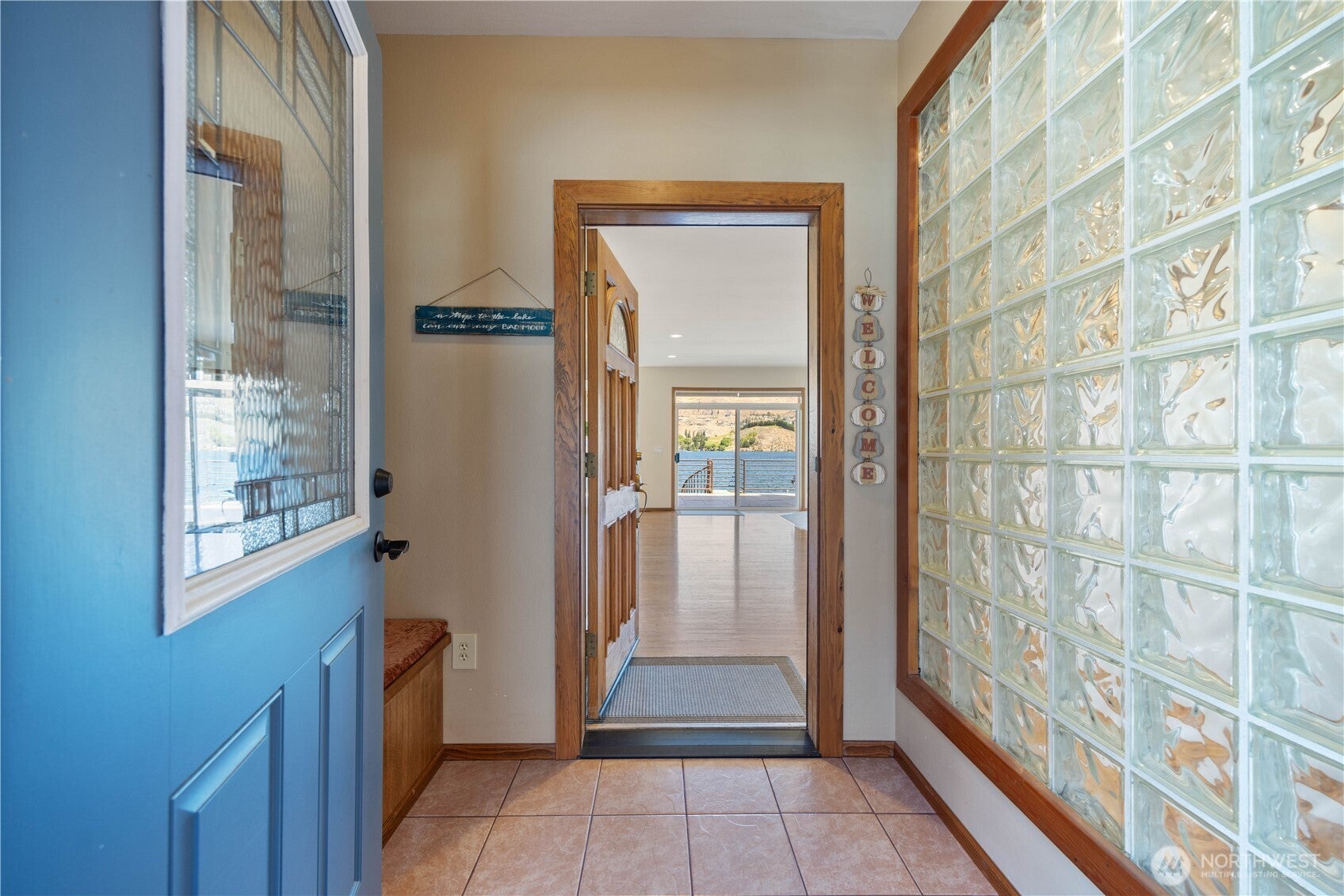 Chelan, Washington, 98816, United States, 5 Bedrooms Bedrooms, ,3 BathroomsBathrooms,Residential,For Sale,1896644