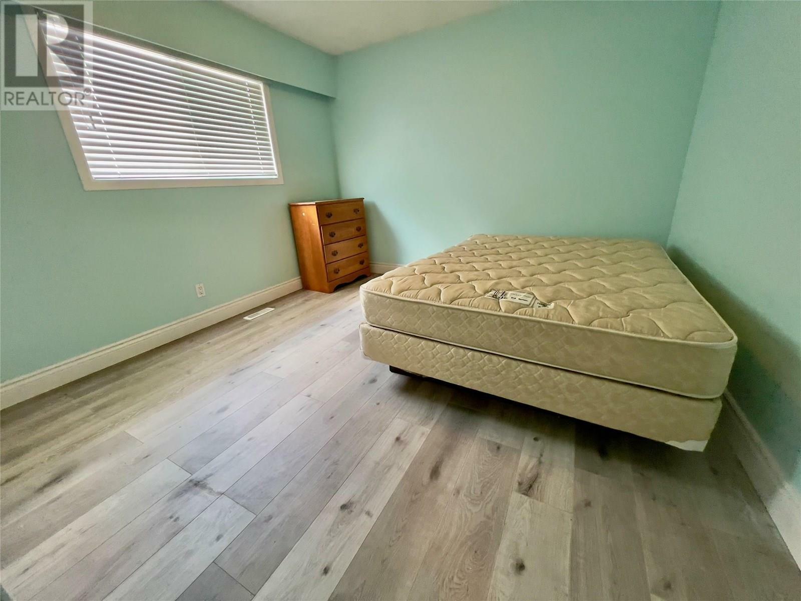 KAMLOOPS, British Columbia, V2C 1T2, CA, 5 Bedrooms Bedrooms, ,2 BathroomsBathrooms,Residential,For Sale,1839266