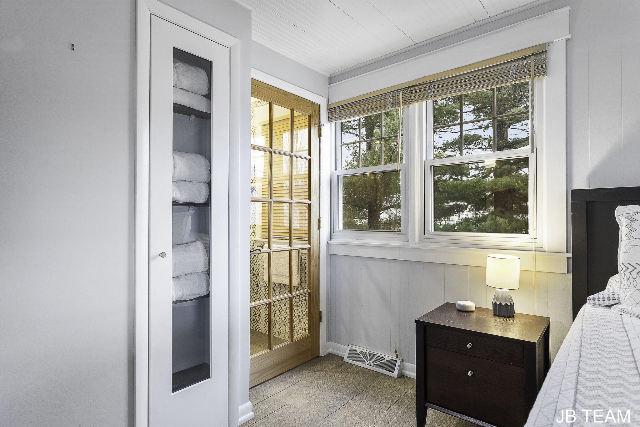 Holland, Michigan, 49423, United States, 3 Bedrooms Bedrooms, ,2 BathroomsBathrooms,Residential,For Sale,1827568
