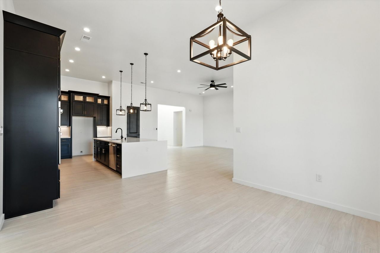 Rio Rancho, New Mexico, 87144, United States, 4 Bedrooms Bedrooms, ,3 BathroomsBathrooms,Residential,For Sale,1918026