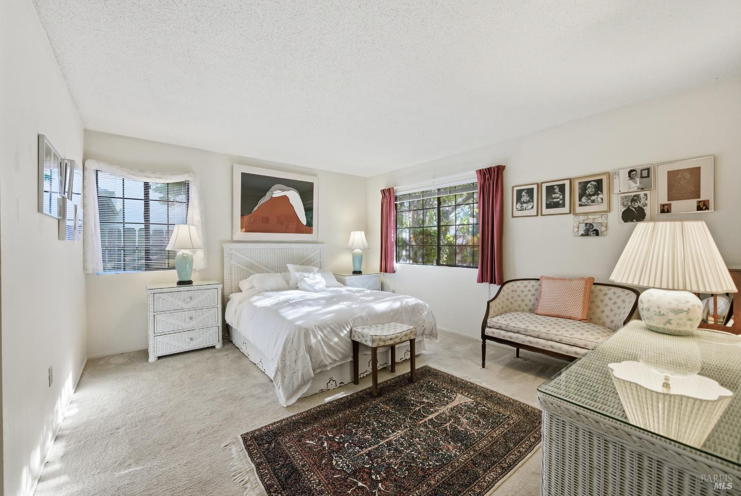 Sonoma, California, 95476, United States, 2 Bedrooms Bedrooms, ,2 BathroomsBathrooms,Residential,For Sale,2001953