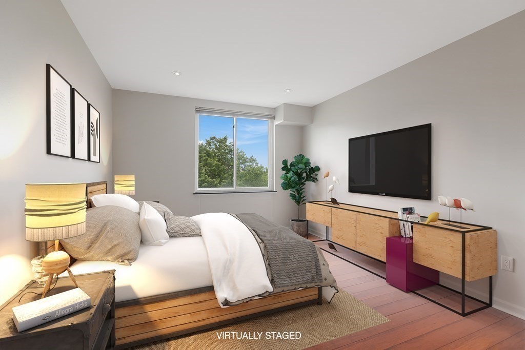 Cambridge, Massachusetts, 02139, United States, 2 Bedrooms Bedrooms, ,2 BathroomsBathrooms,Residential,For Sale,1939557