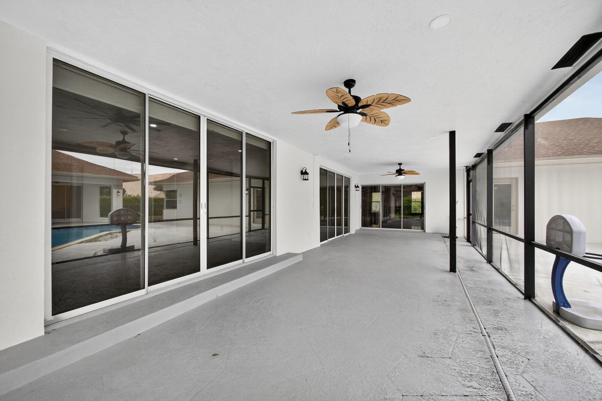 Wellington, Florida, 33414, United States, 5 Bedrooms Bedrooms, ,4 BathroomsBathrooms,Residential,For Sale,1978857