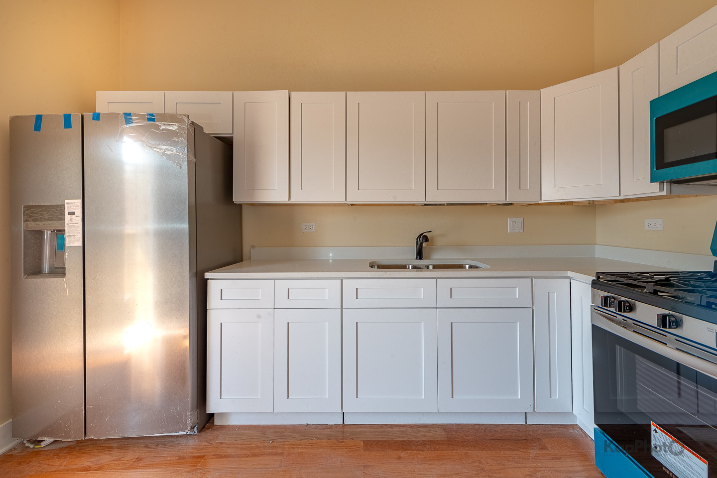 Chicago, Illinois, 60624, United States, 9 Bedrooms Bedrooms, ,Residential,For Sale,1979819