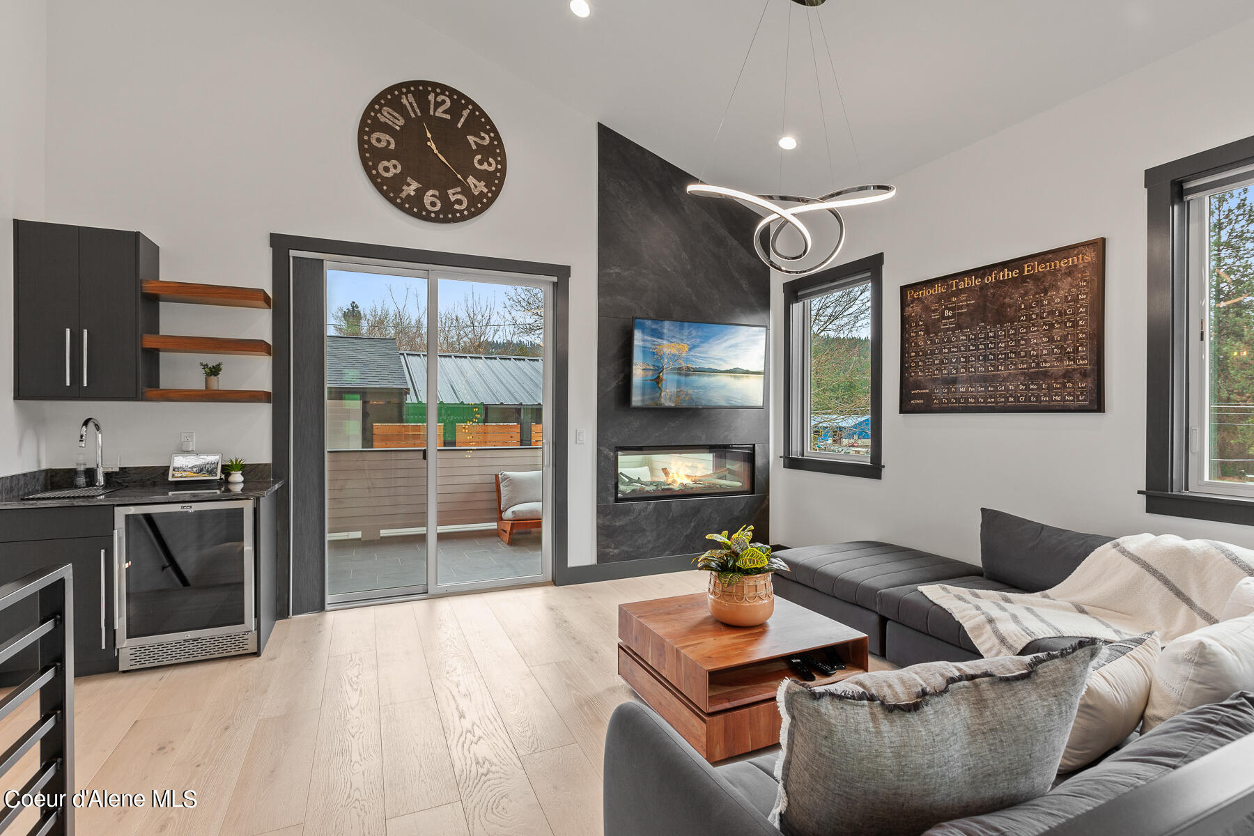 Coeur d'Alene, Idaho, 83814, United States, 4 Bedrooms Bedrooms, ,1 BathroomBathrooms,Residential,For Sale,1975946