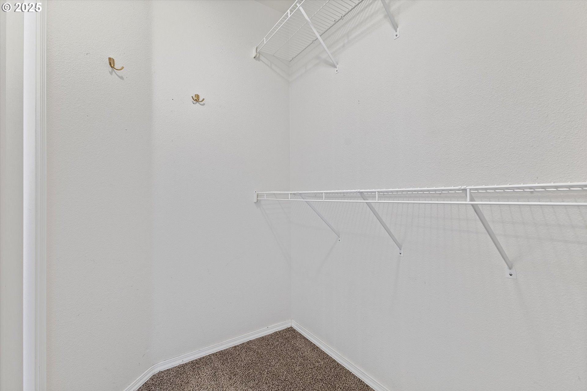 Newberg, Oregon, 97132, United States, 3 Bedrooms Bedrooms, ,2 BathroomsBathrooms,Residential,For Sale,1972944